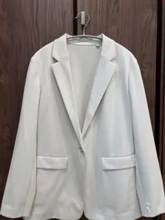 ホワイト テーラードジャケット ストレッチ素材