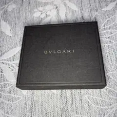 BVLGARI 二つ折りカードホルダー　ほぼ新品　箱付きのサムネイル