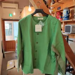 SUPER HAKKA　ボタン付き緑色カーディガン