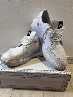 NIKE PEACEMINUSONE ホワイトスニーカー