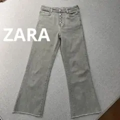 ZARA ハイライズ ミニフレア アンクル デニムパンツ ボタンフライ
