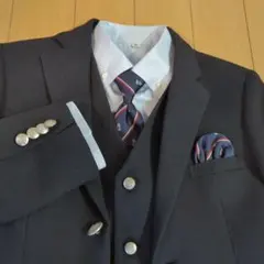 ダークブルー 3ピーススーツ 150cm Aタイプネクタイ付き