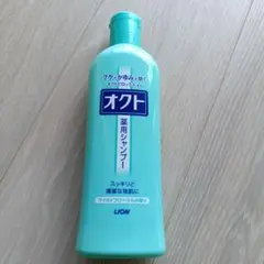 ライオン　オクト薬用シャンプー　320mlのサムネイル