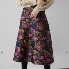 Ample ヤマダヤ　フラワージャガードフレアースカート　【新品未使用タグ付き】