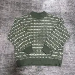 オリーブグリーン ストライプ柄 ニットセーター