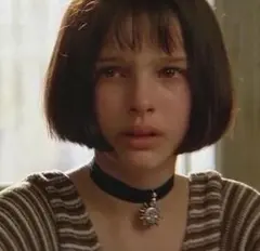 人気★新品★送料無料★映画LEON マチルダ チョーカー 太陽sunネックレス