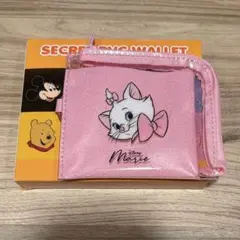 ディズニーストア キャラクター シークレットウォレット カラビナ付き　マリー