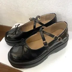 Shoes in Closet リボンシューズ