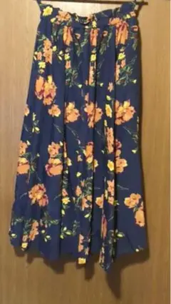 美品 花柄 ロングスカート ネイビー 総ゴムのサムネイル