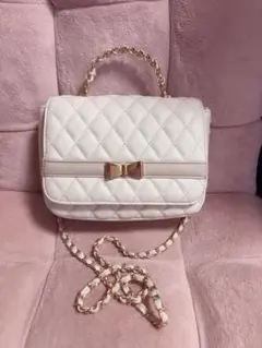 美品♥姫お嬢様キルティングショルダーバッグホワイト♥ピンクゴールドリボン秋冬