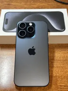 めんたいこ様iPhone15Pro 256GB （バッテリー85%）純正箱付 - メルカリ