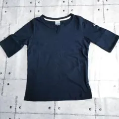ナイキ　レディース　スポーツウエア　Tシャツ　半袖　ネイビー　紺のサムネイル