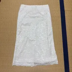 極美品 イネド INED 総レースタイトスカート 白 ミディ丈 9号 Mのサムネイル