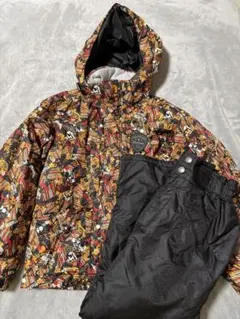 ONYONE RESEEDA ジュニア スノボ　スキーウェア 上下セット 140