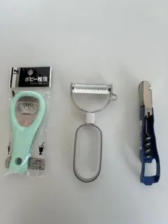 【新品未使用】キッチンツール 3点セット ピーラー 栓抜きのサムネイル