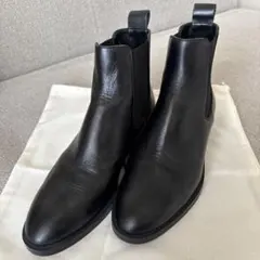 ZARA ブラック レザー サイドゴアブーツ