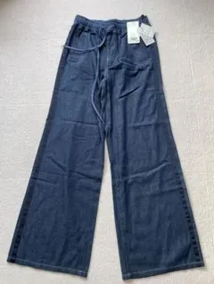 新品タグ付き Bou Jeloud やわらかコットン ワイドパンツ デニム風のサムネイル
