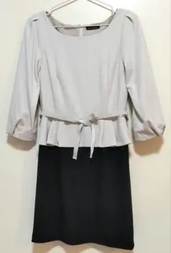 ペプラムデザイン ひざ丈 ワンピース 黒 リボン