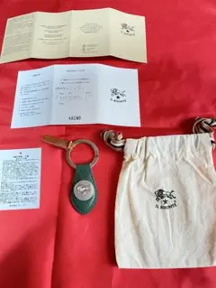 IL BISONTE グリーンレザー キーホルダー