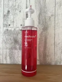 medicube PDRNピンクジェルトゥフォームクレンザー