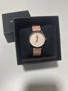 COACH ピンクレザー アナログ時計