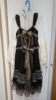 Item thumbnail for item bfd09a5b-62bd-4517-bc57-c5c5acff01fb