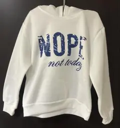 ホワイト フード付きパーカー 8Y(130cm)サイズ 子供用 キッズ用