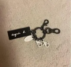 Agnes b. チェーン付きキーホルダー