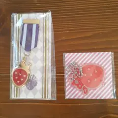 すとぷり　いちごキーホルダーチェーン／ななもり　勲章ブローチ　ZK-5699