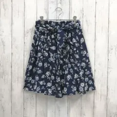continuer de NICE CLAUP フレア ミニ スカート 花柄のサムネイル