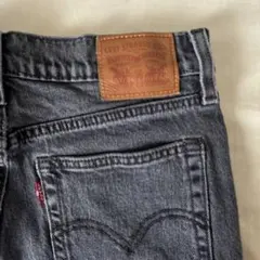 【Levi's 】Wedgie Straight デニムパンツ ブラック 28のサムネイル