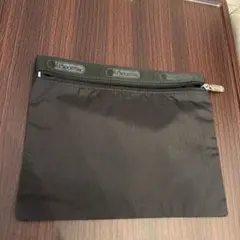 LeSportsac ブラックポーチ 小型