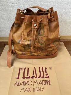 プリマクラッセ　巾着型バッグ