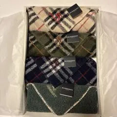 BURBERRY タオルセット 4枚　 25cm×25cm のハンカチタオル