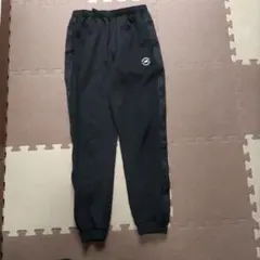 【中古　長ズボン】ニューバランス　サイドストライプロングパンツ　150　黒のサムネイル