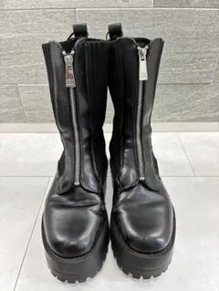 zara ザラ　ブラック 厚底ショートブーツ ジッパー付き