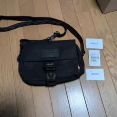 BALLY ブラック ショルダーバッグのサムネイル
