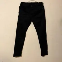 ブラック スキニーパンツ