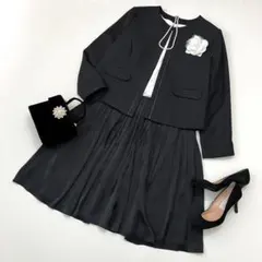 【大きいサイズ44】清楚系ママスーツ アンタイトル 他 卒業式 入学式
