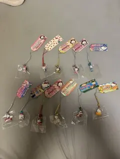 ご当地キティ ストラップ まとめ売りW79 - メルカリ