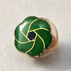 【ピンズ】ヨーロッパヴィンテージピンズ #4703 ピンバッジ