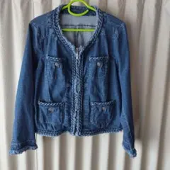 Item thumbnail for item e9d0dbb0-1ab2-46cf-91f4-d801f9f34581