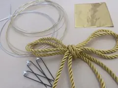 水引き　金箔　髪飾り金箔　水引　成人式　　卒業式　入学式　ドレス　振袖　着物