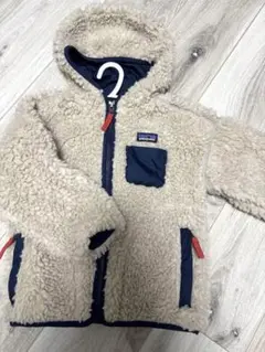 Patagoniaキッズ レトロX フーディ 4T ナチュラル ボアジャケット