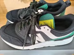 New Balance 997H ブラック/グリーン スニーカー