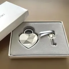 Swarovski ハート型ロックとキー