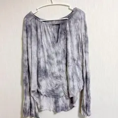 美品グレー系 シアートップス長袖シャツ【M】