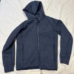 雪*ら様 UNIQLO ウルトラストレッチドライスウェットフルジップパーカ（長袖