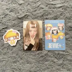 IVE REVIVE＋ PETIT-IVE ver レイ　トレカ　ステッカー