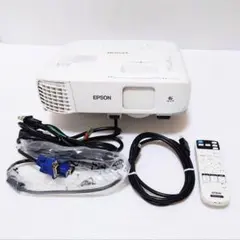 ほぼ新品】EPSON エプソン EB-S05 プロジェクター 使用時間0H - メルカリ